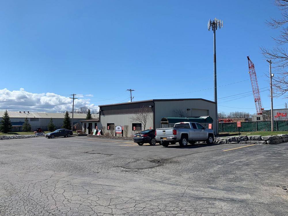 6391 Thompson Rd, Syracuse, NY 13206
